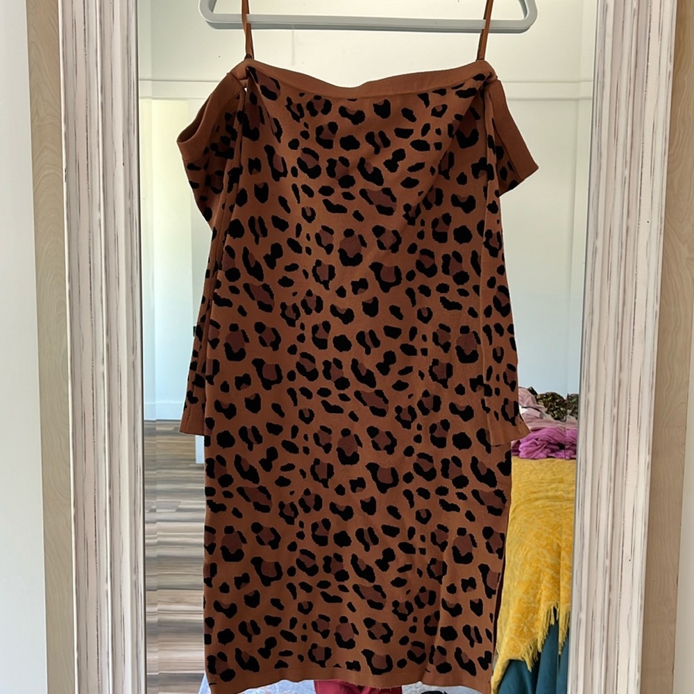L’AGENCE NWT Felicia Off Shoulder Dress Size Small - Picture 3 of 6